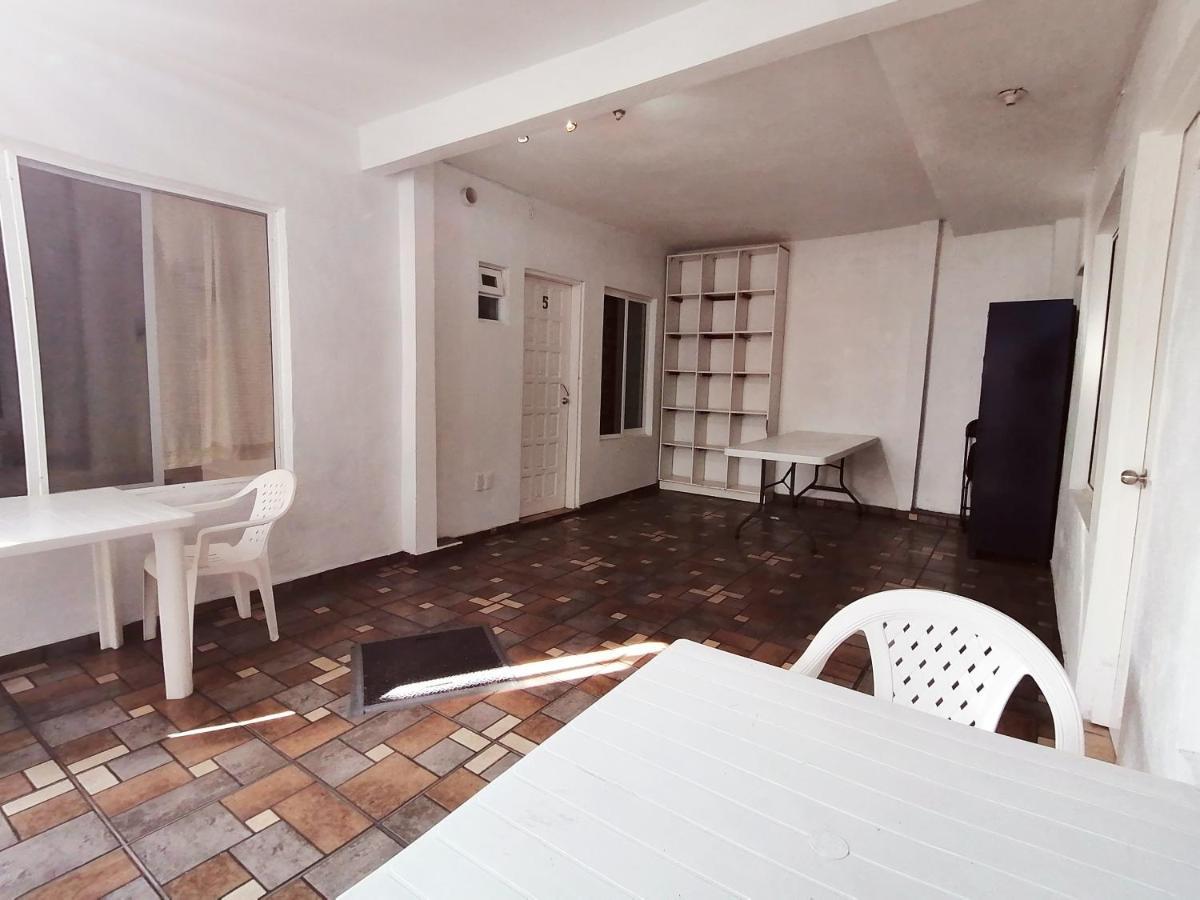 קרטרו Hostal Maple מראה חיצוני תמונה