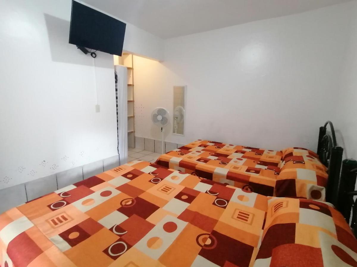 קרטרו Hostal Maple מראה חיצוני תמונה