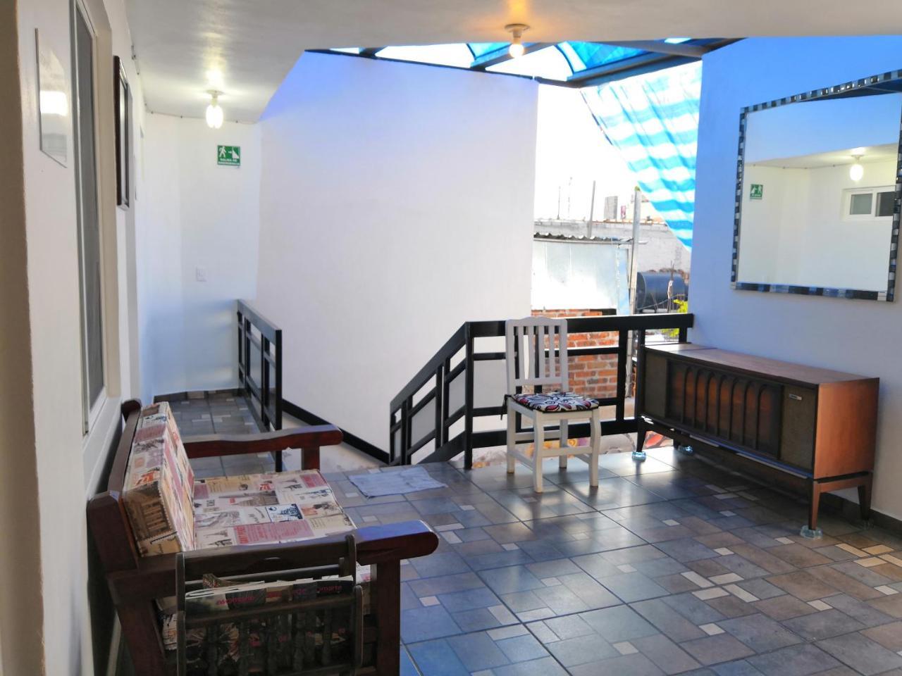 קרטרו Hostal Maple מראה חיצוני תמונה