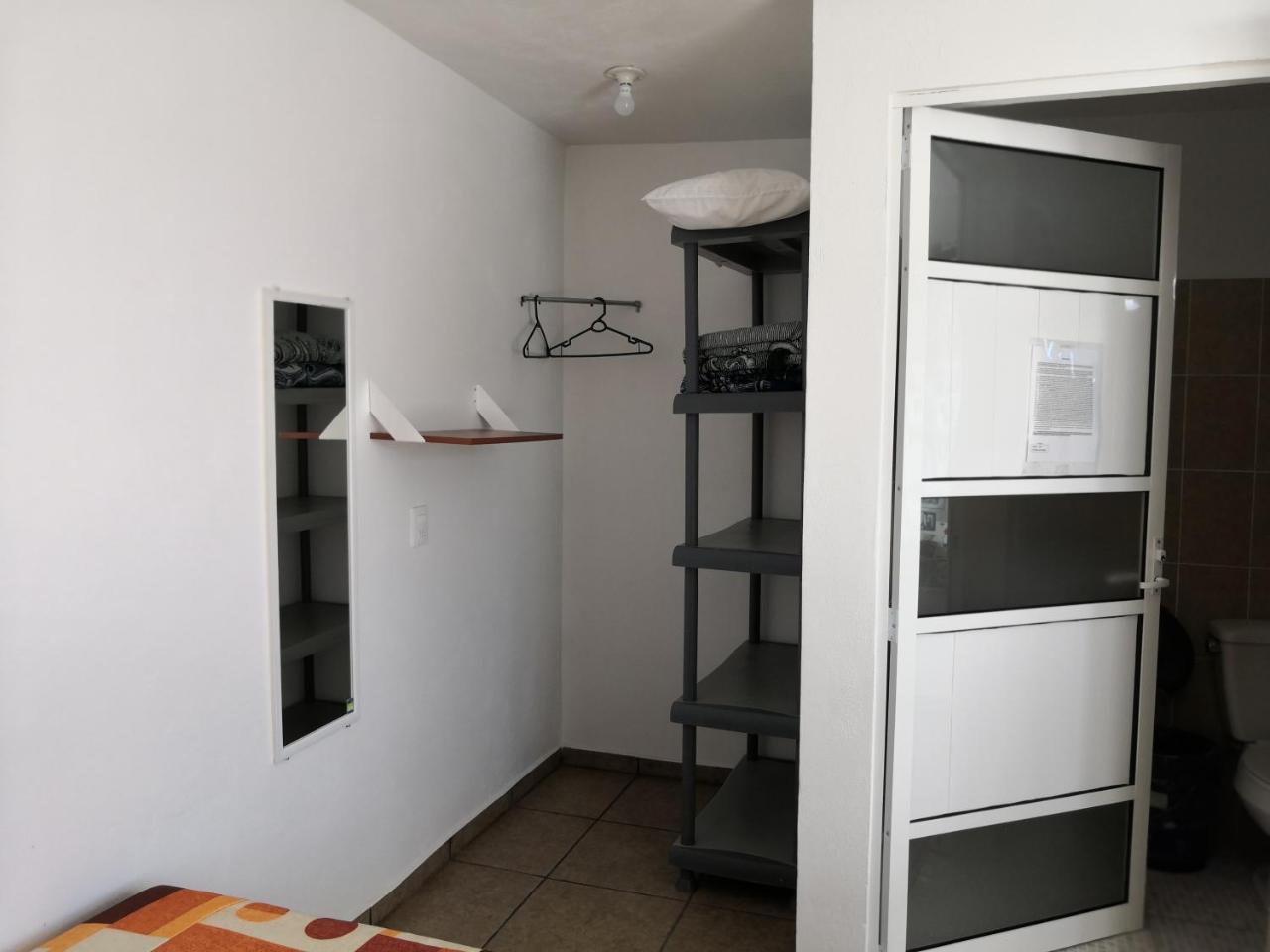 קרטרו Hostal Maple מראה חיצוני תמונה