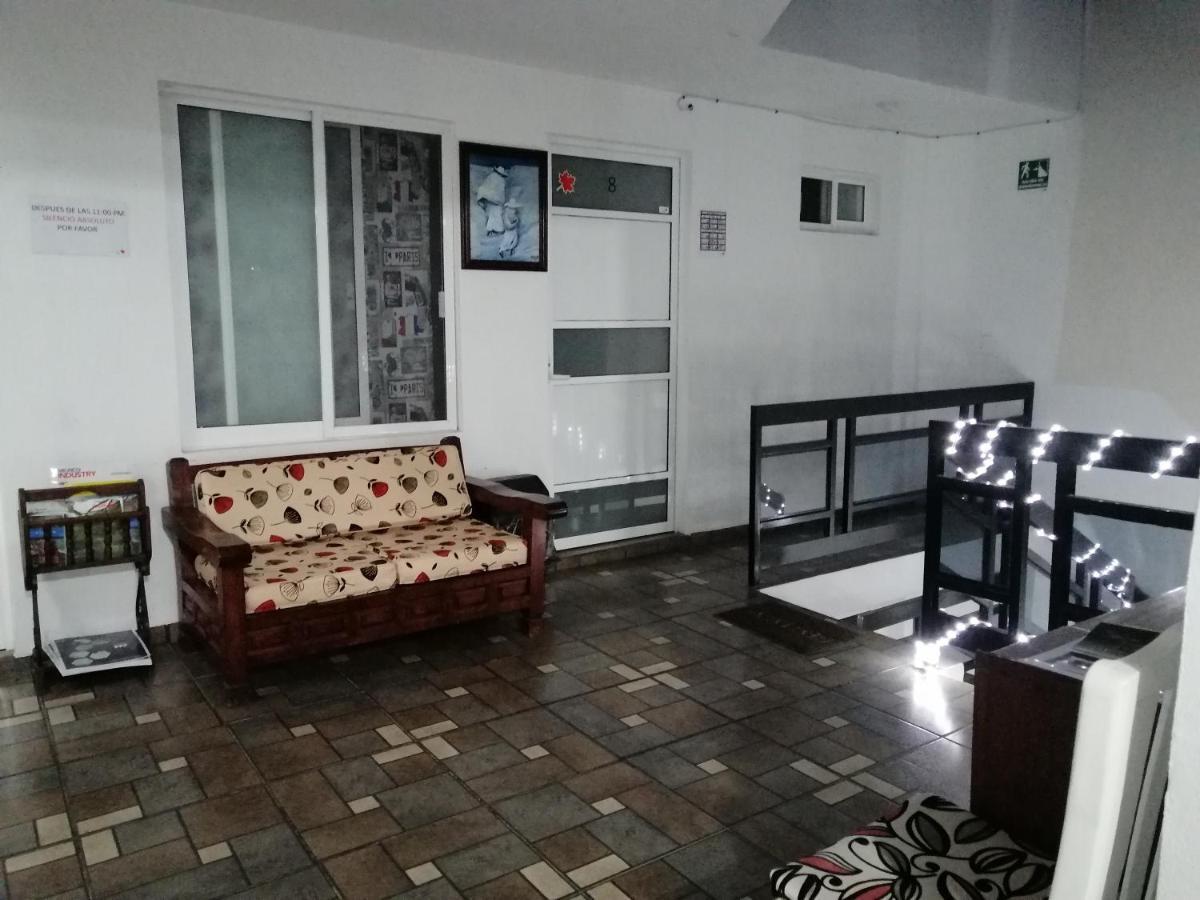 קרטרו Hostal Maple מראה חיצוני תמונה